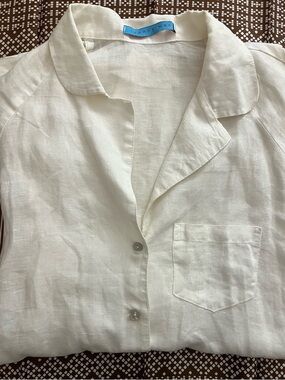 Johnny Was White Lightweight Button-Up with white embroidered floral detail